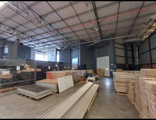 INDUSTRIAL PROPERTY TO RENT IN LOUWLARDIA